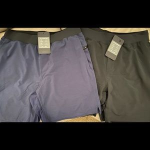 NEW WITH TAGS Fabletics Franchise Short BK + NV
